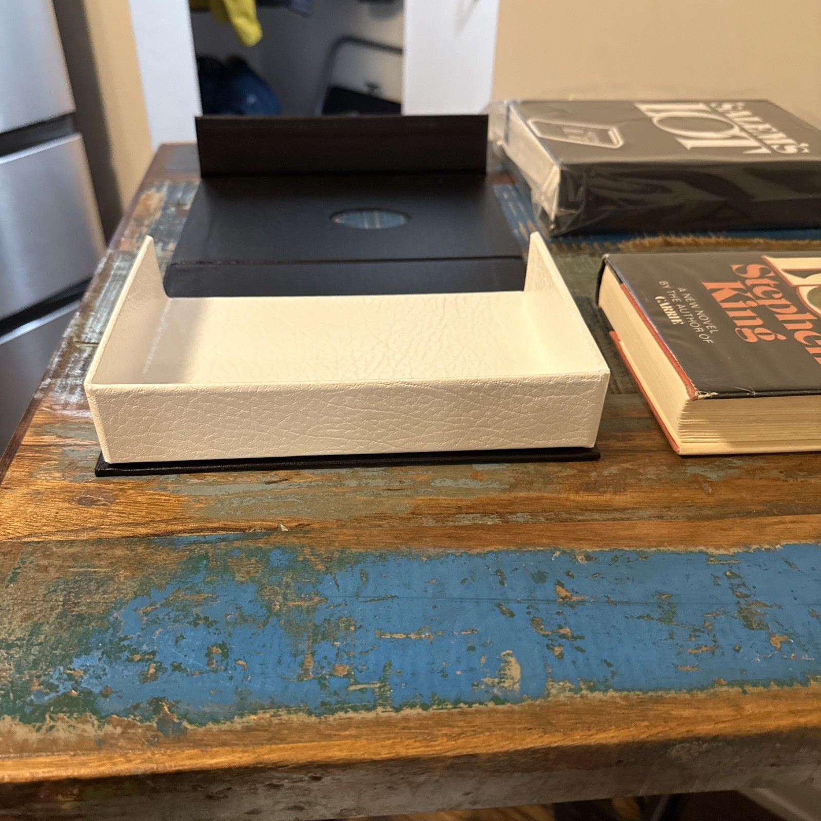 Stephen King’s Salem’s Lot High Quality Traycase Book Is NOT included