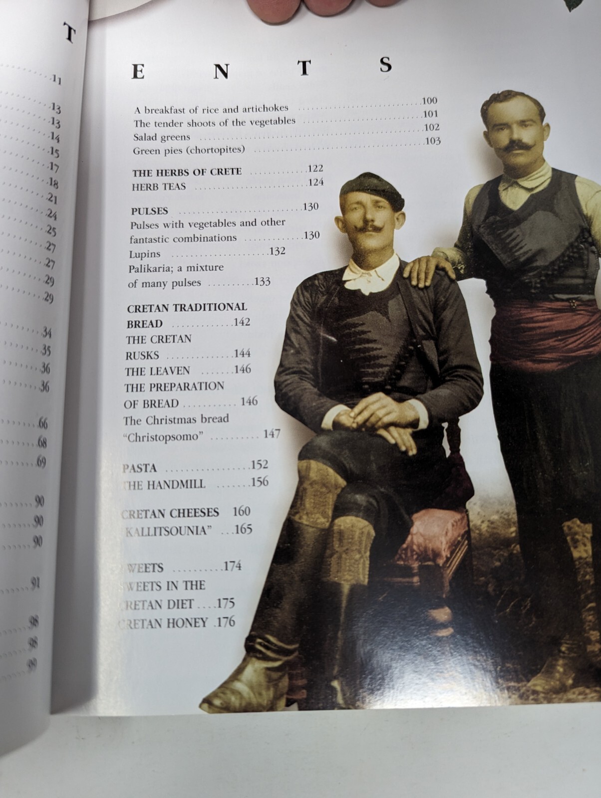 Cretan Cooking- 265 Mediterranean Recipes Cookbook 207 pages