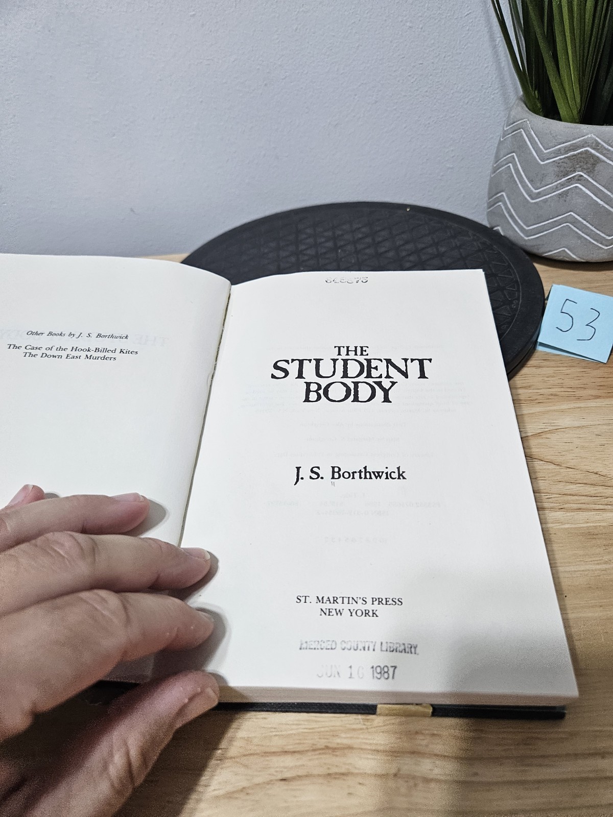 The Student Body by J. S. Borthwick 1986 Hardcover Dust Jacket