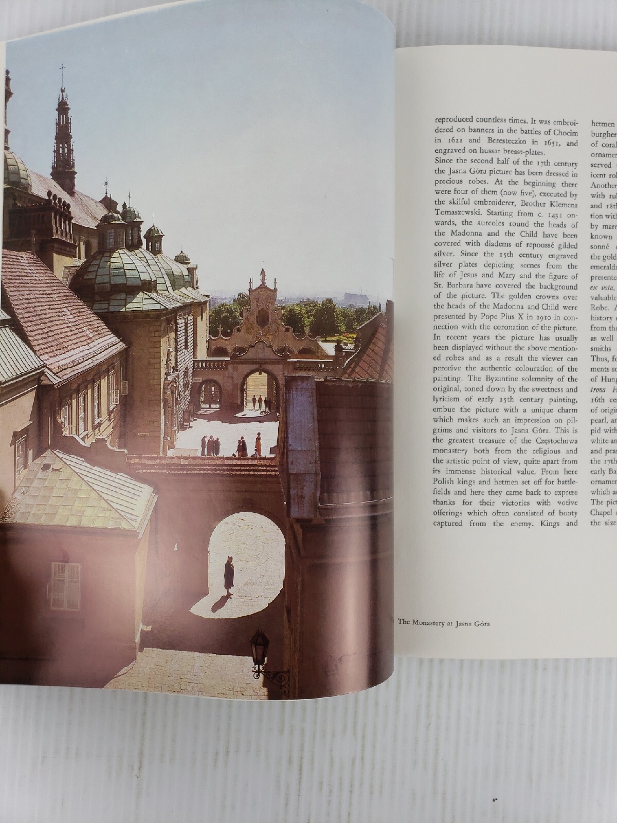 The Shrine of the Black Madonna at Czestochowa First Edition 1980 Polish History