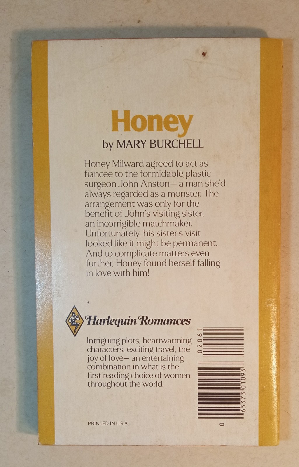 Vgt Harlequin Romance. (1977) “Honey” #2061. Mary Burcell. 164 Pages