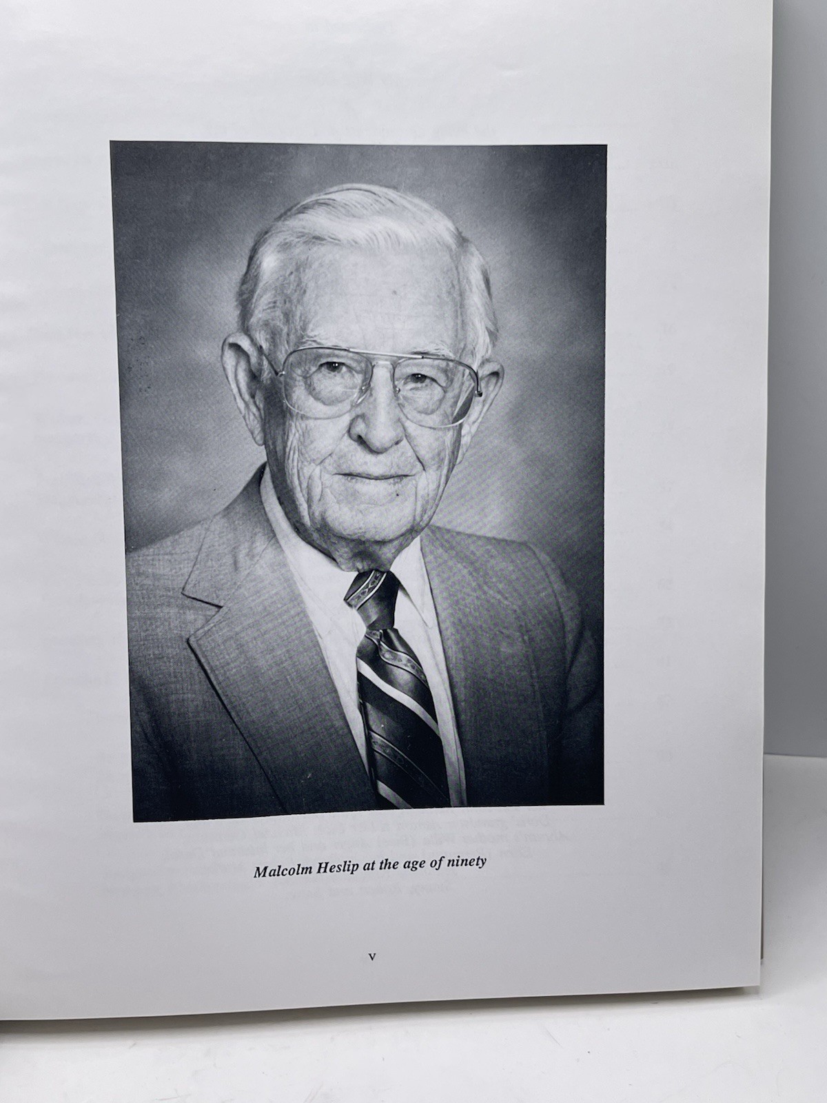 SIGNED My Life and Times Under Seventeen Presidents Malcolm Heslip HC DJ 1991