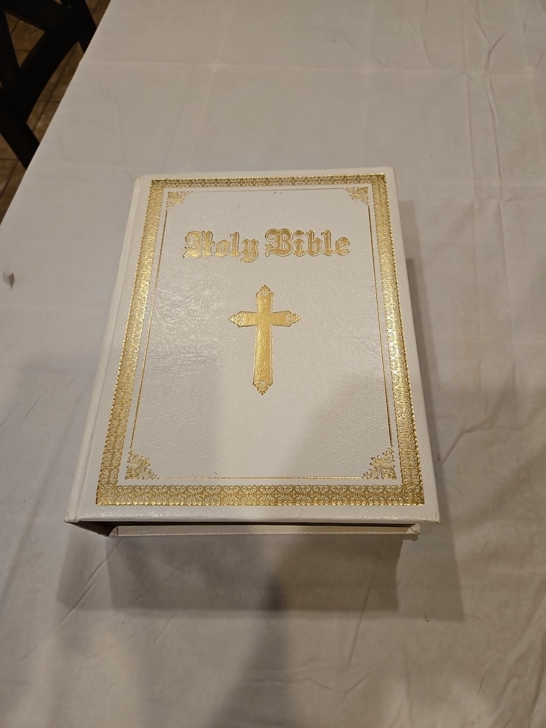 Holy Bible New American Bible Catholic Bible Press 710W CR- 1988 Thomas Nelson