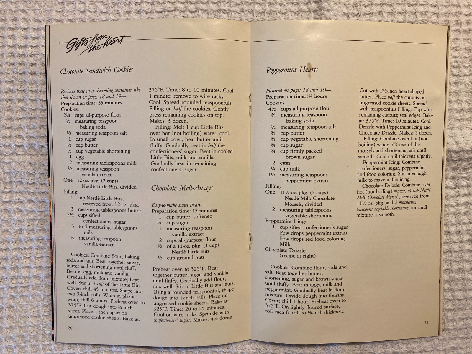 Nestle Morsels Sweet Celebrations Dessert Recipe Cookbook © 1984 Meredith Corp.