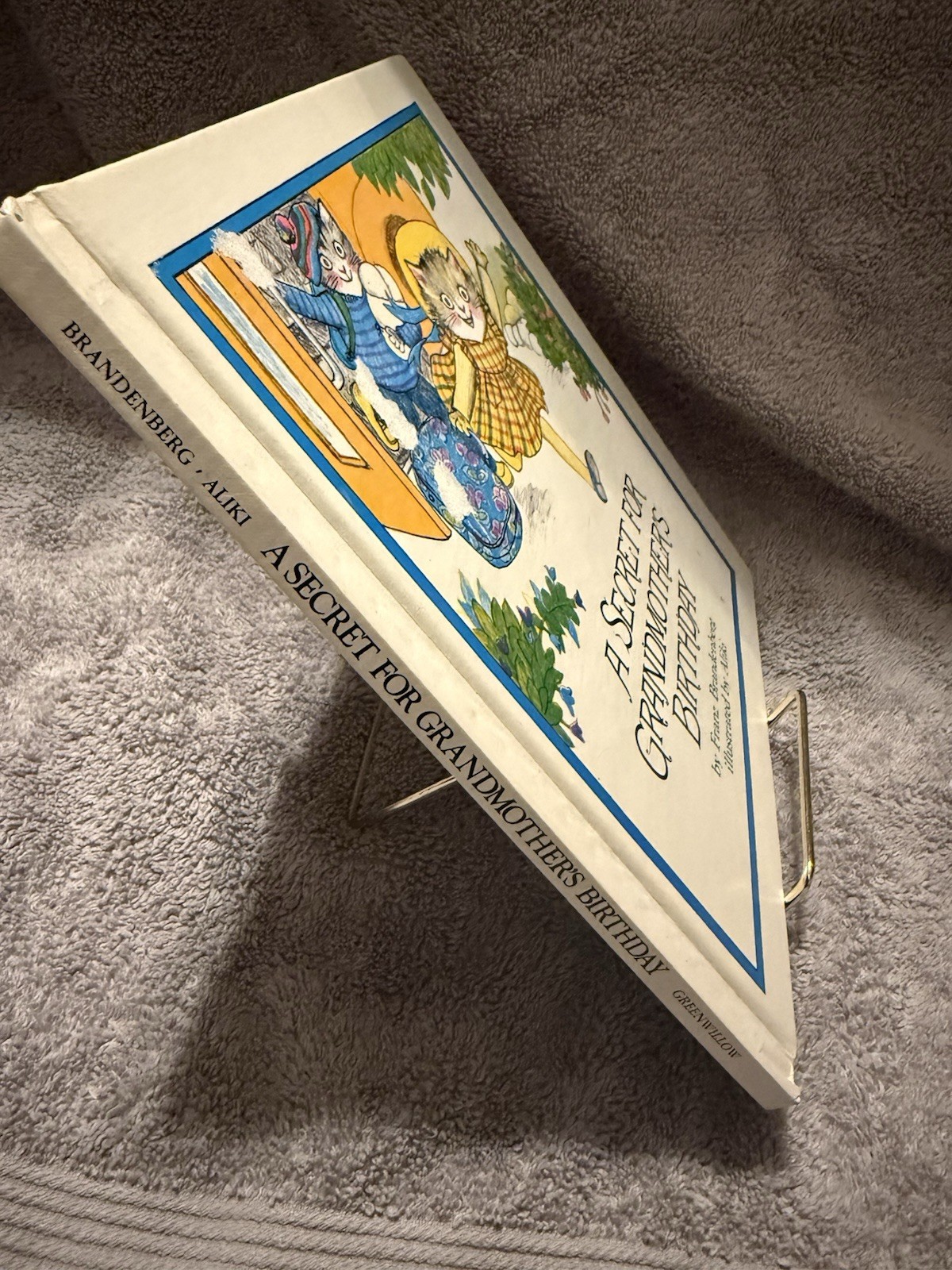 A Secret for Grandmother’s Birthday Franz Brandenberg Aliki HC Vintage Childrens