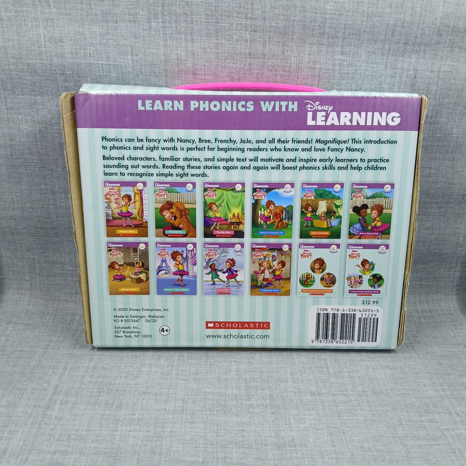 Fancy Nancy’s 12-Book Fantastic Phonics Fun! : Includes 12 Mini-Books