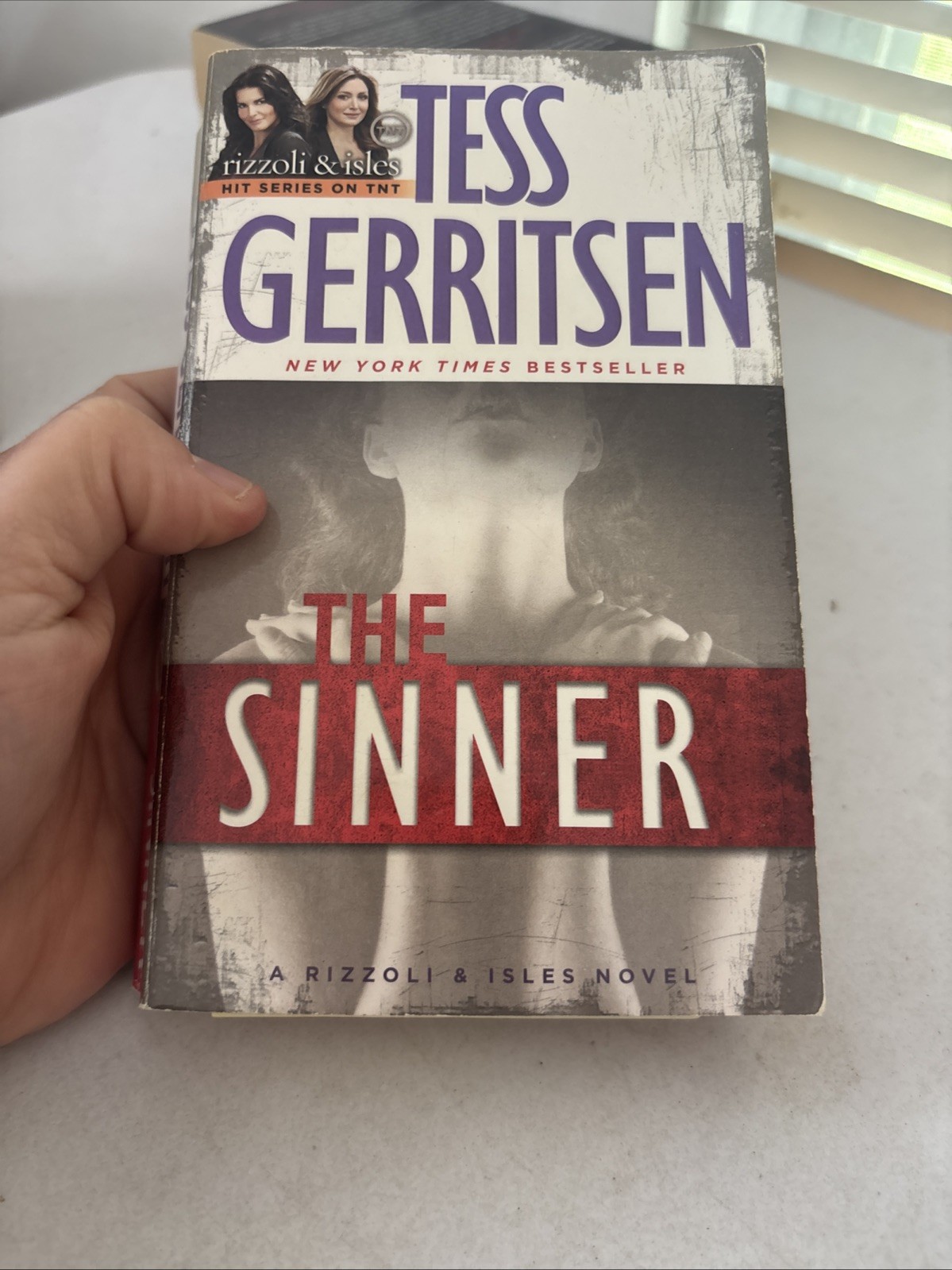 Lot of 10 – Mystery and Thrillers – Mixed Authors – FREE SHIPPING