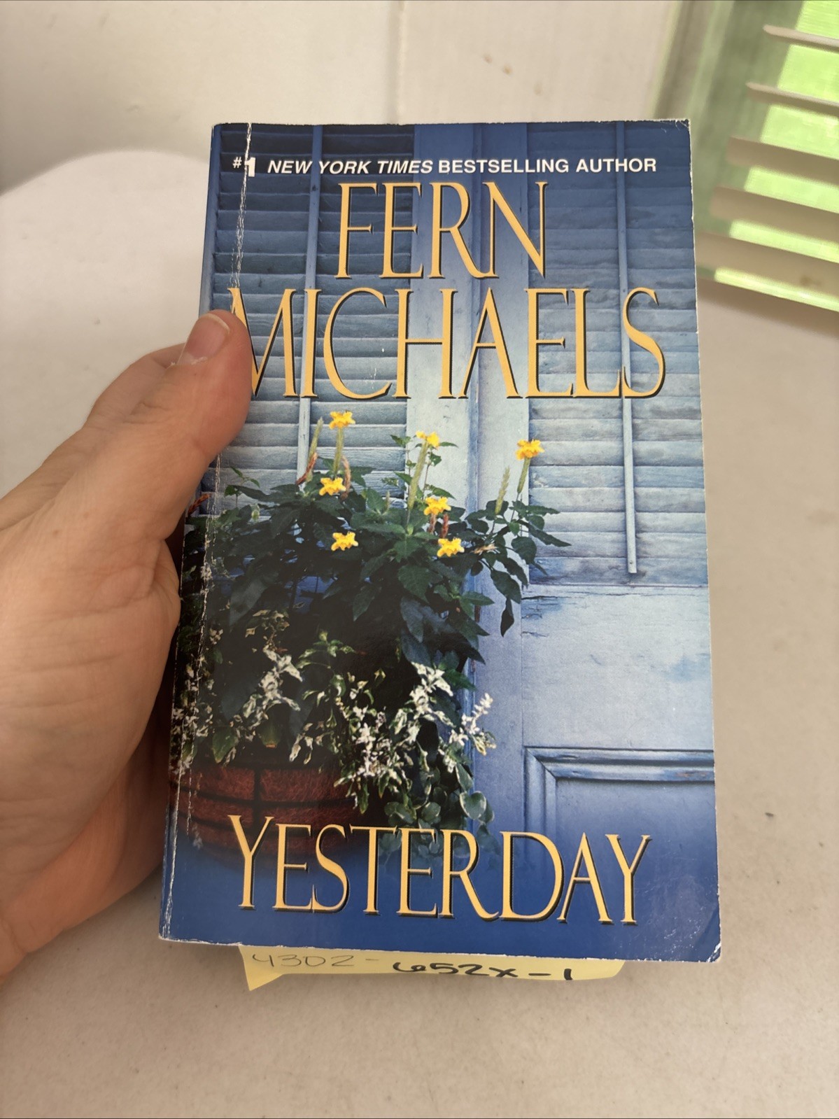 Lot of 10 – Fern Michaels – Mass Paperback Books – FREE SHIPPING