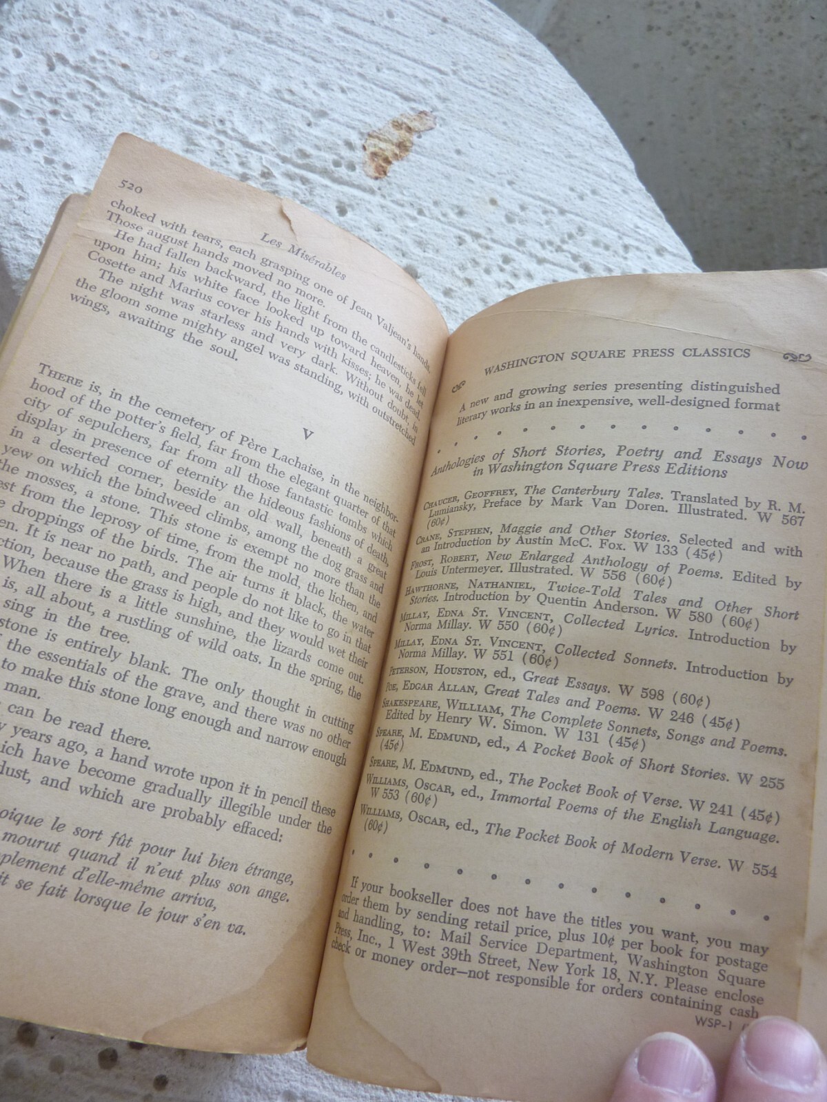 Les Miserables By Victor Hugo 1964 Printing Washington Square Press Paperback