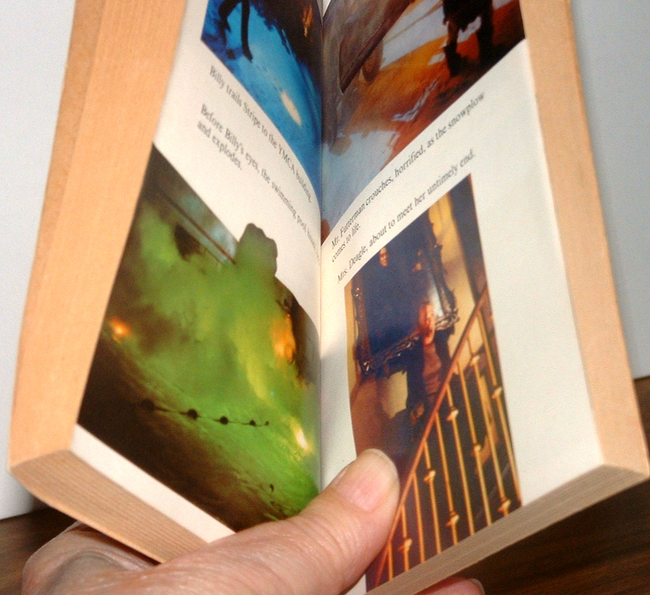 GEORGE GIPE/Chris Columbus GREMLINS MOVIE TIE-IN 8 FULL-COLOR PHOTO PP SPIELBERG