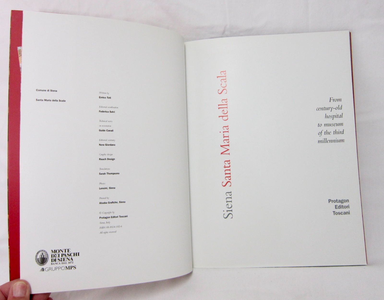 Santa Maria Della Scala, by Enrico Toti, Excellent 62 pages Museum paperback