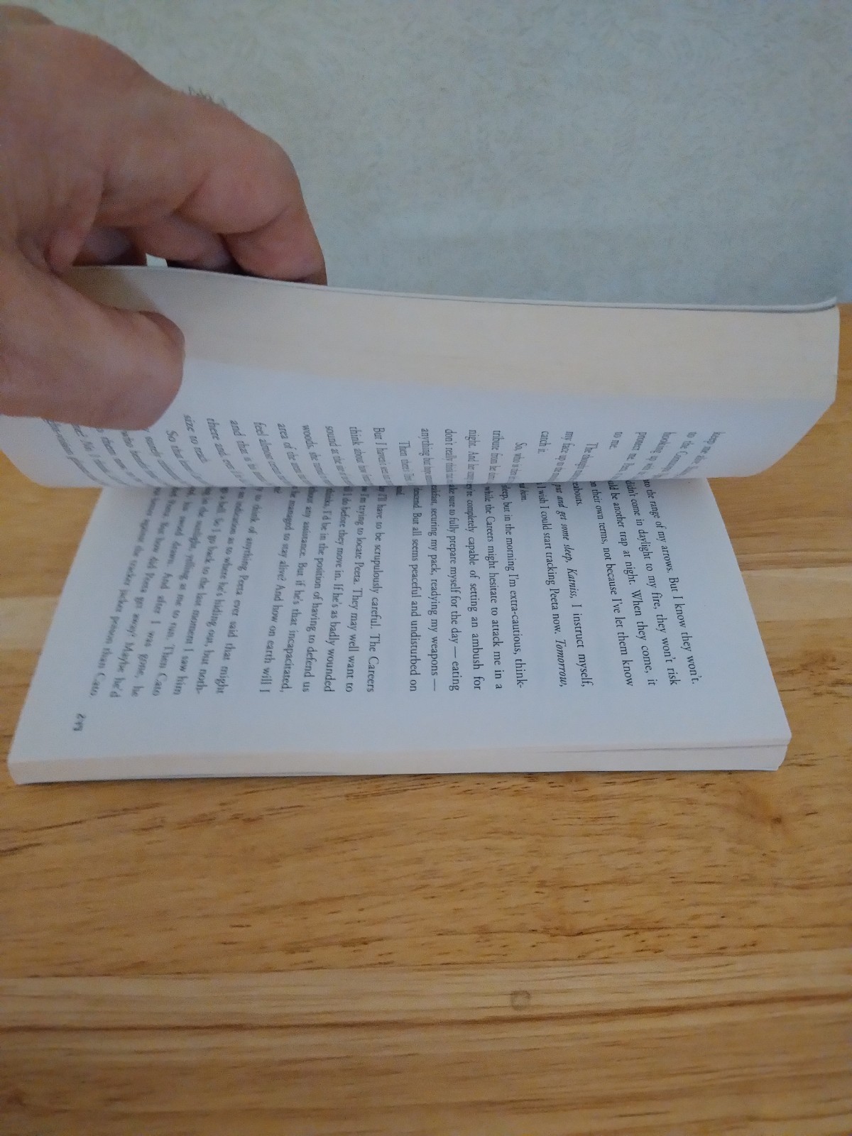 The Hunger Games (Book One) By Suzanne Collins 1st Printing 2009 TPB Book
