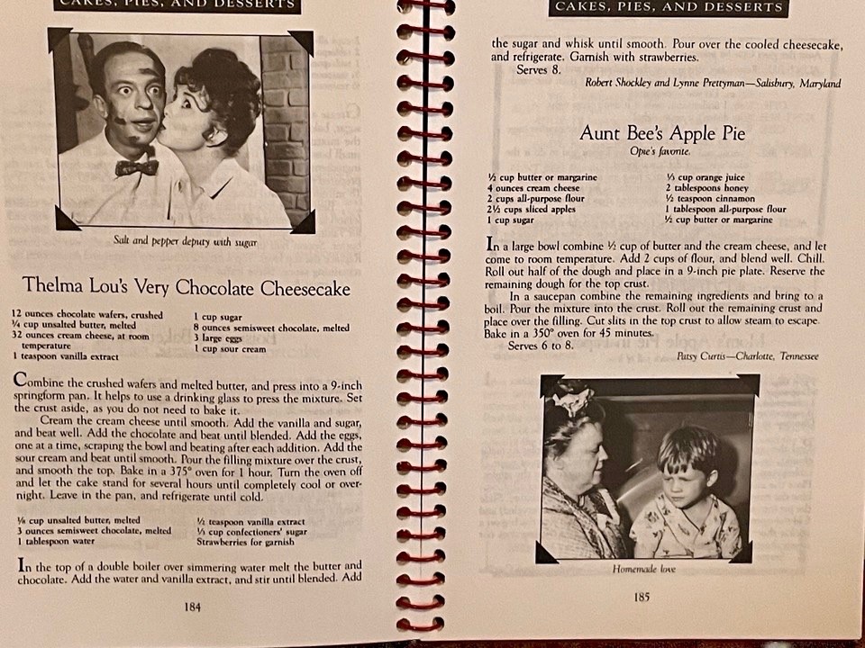 AUNT BEE’S MAYBERRY COOKBOOK ~ Ken Beck and Jim Clark ~ 1991 PB