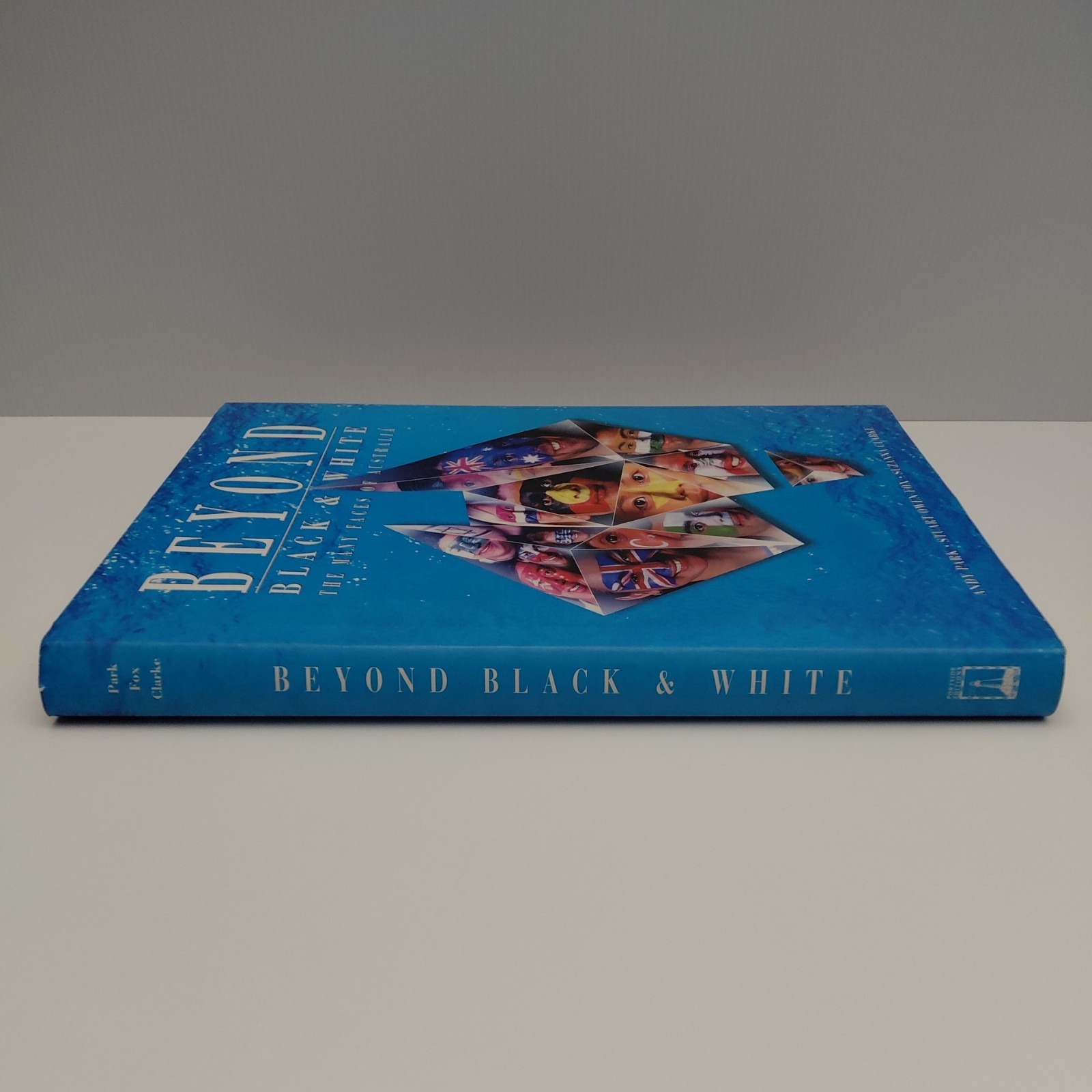 Beyond Black and White The Many Faces of Australia by Andy Park – 1995 Book