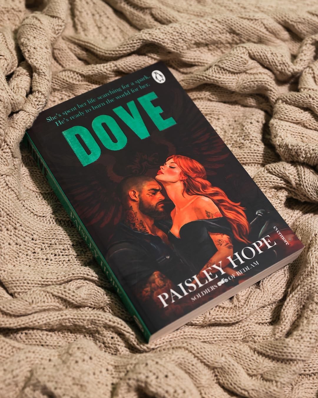 Dove:Paperback – 1 January 2026 by Paisley Hope (Author)