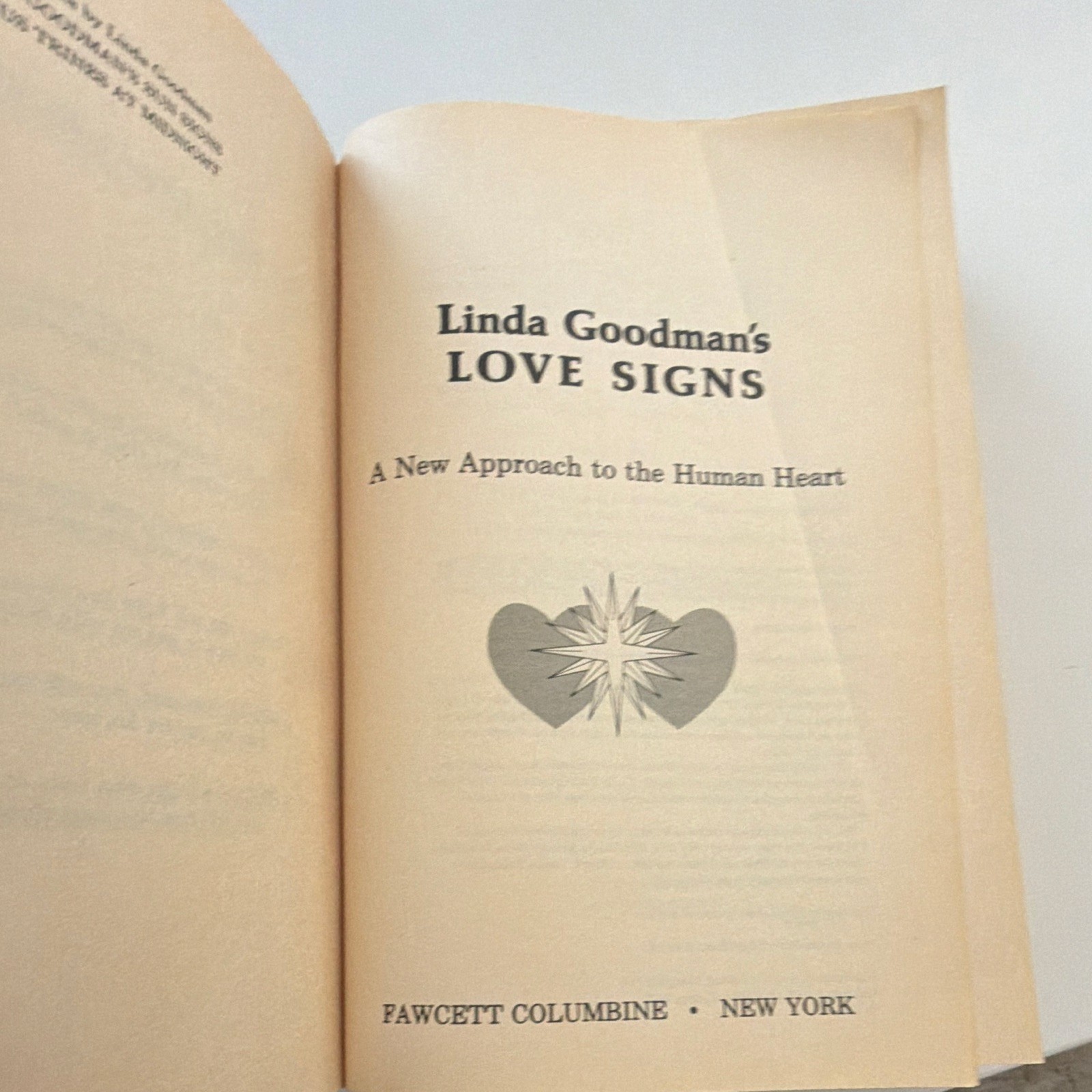 Linda Goodman Love Signs Paperback Fawcett Columbine 1979 Astrology Love