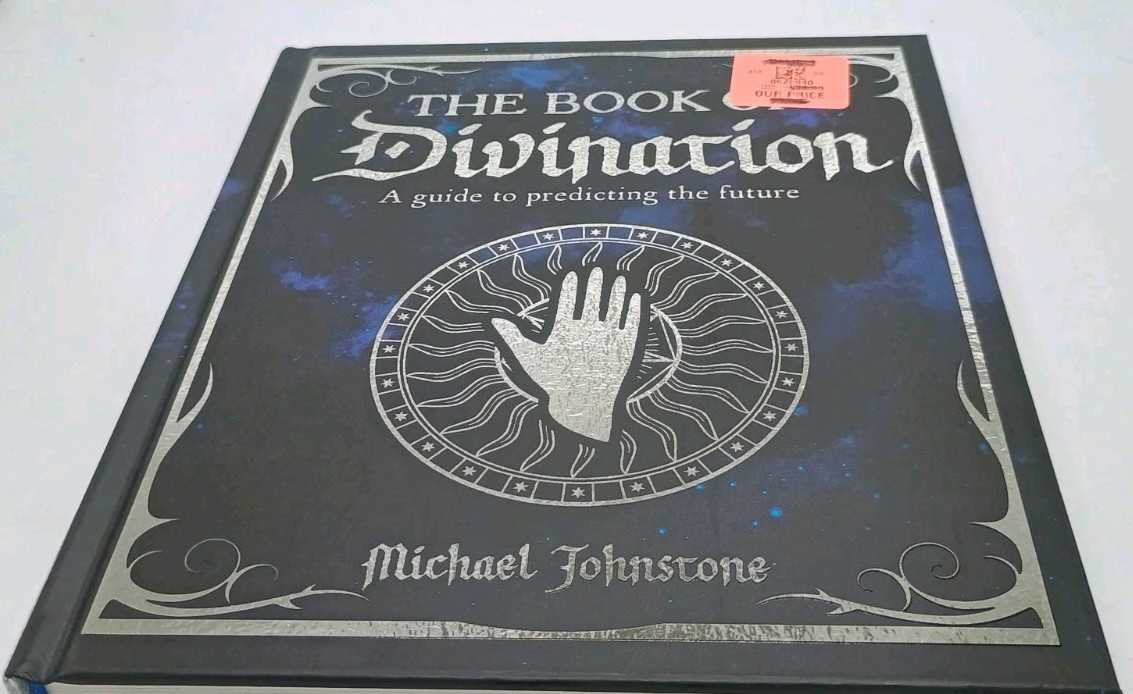 Divination, A guide to predicting the future Michael Johnstone The occult