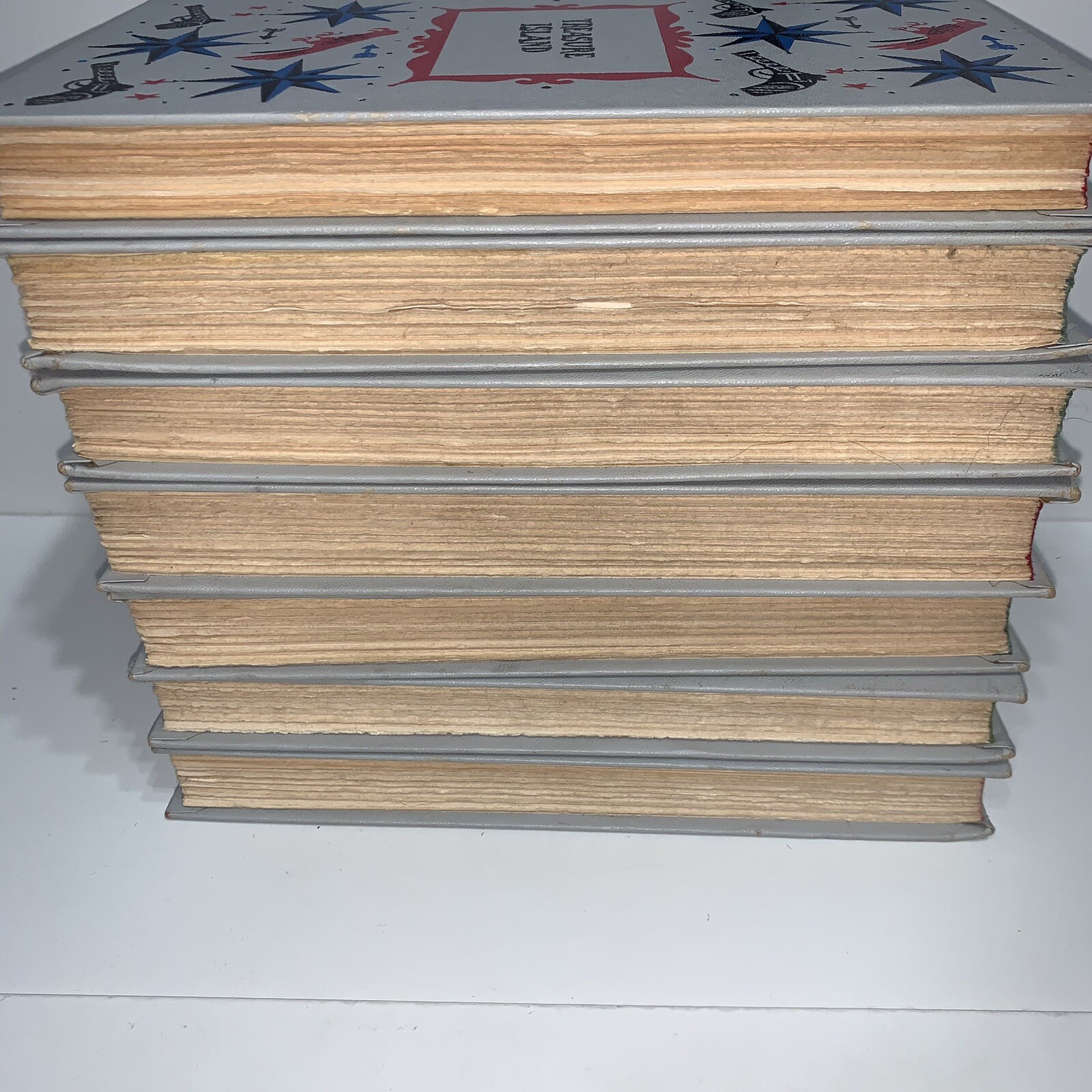 7 Junior Deluxe Editions Hardcover Books Lot 7 Books Varied Author’s