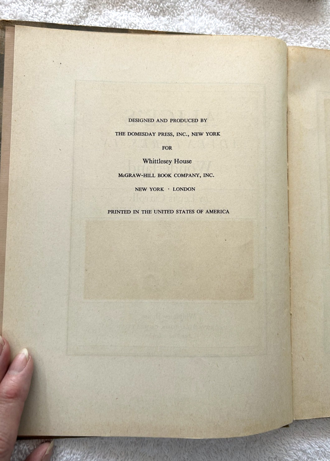 ALICE’S ADVENTURES IN WONDERLAND hcdj 1948 Lewis Carroll John Tenniel $1.25 dj