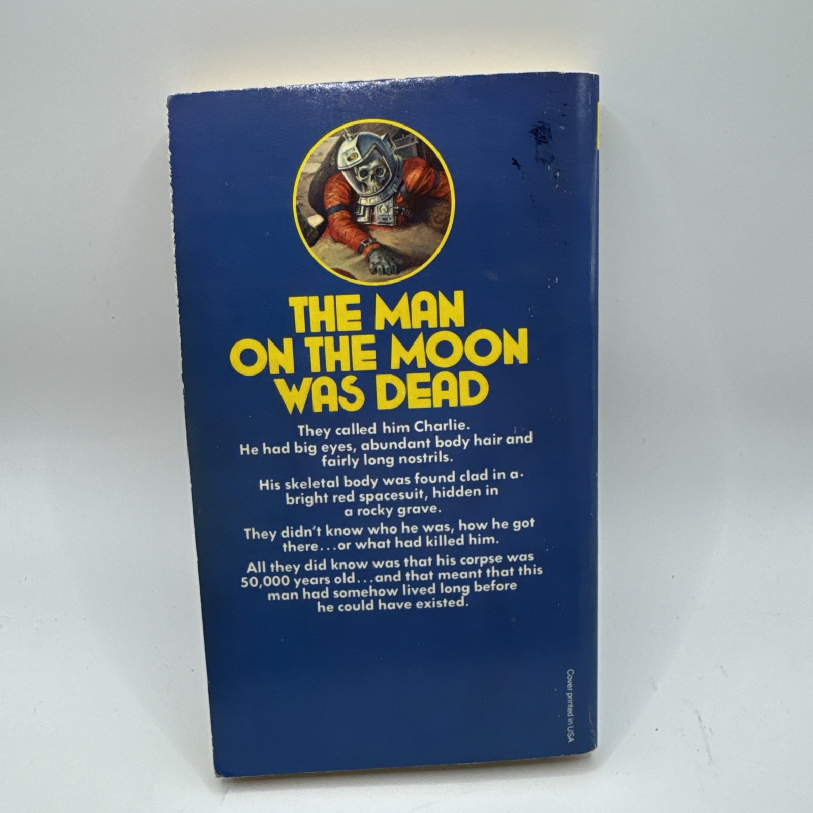 JAMES P. HOGAN Lot 8 Vtg Sci-Fic PB Novels INHERIT THE STARS & Various Others