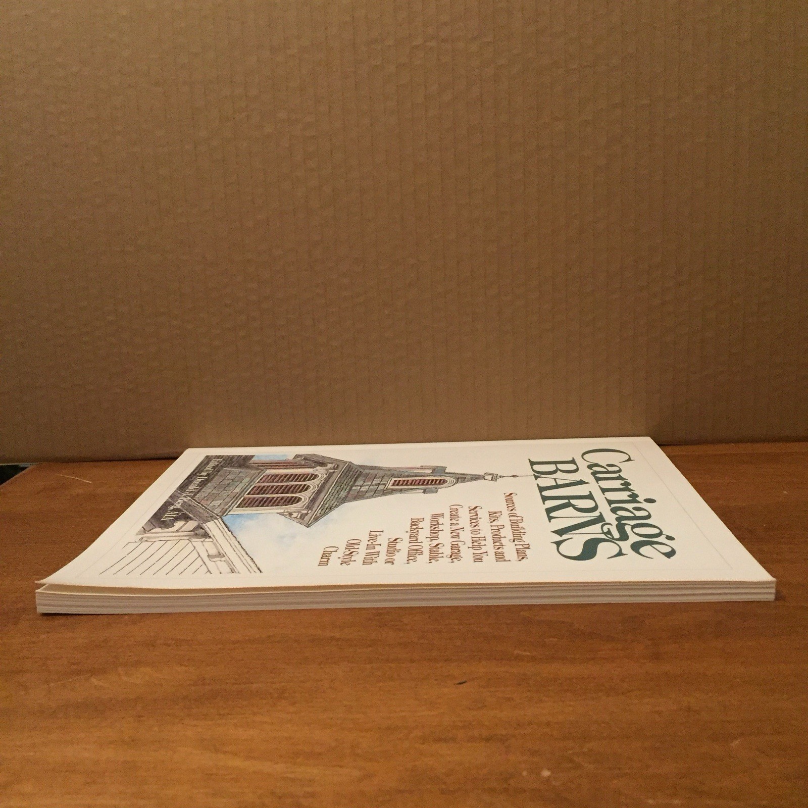 Carriage Barns: Sources of Building Plans, Kits … Donald Berg 2000 TPB Good+