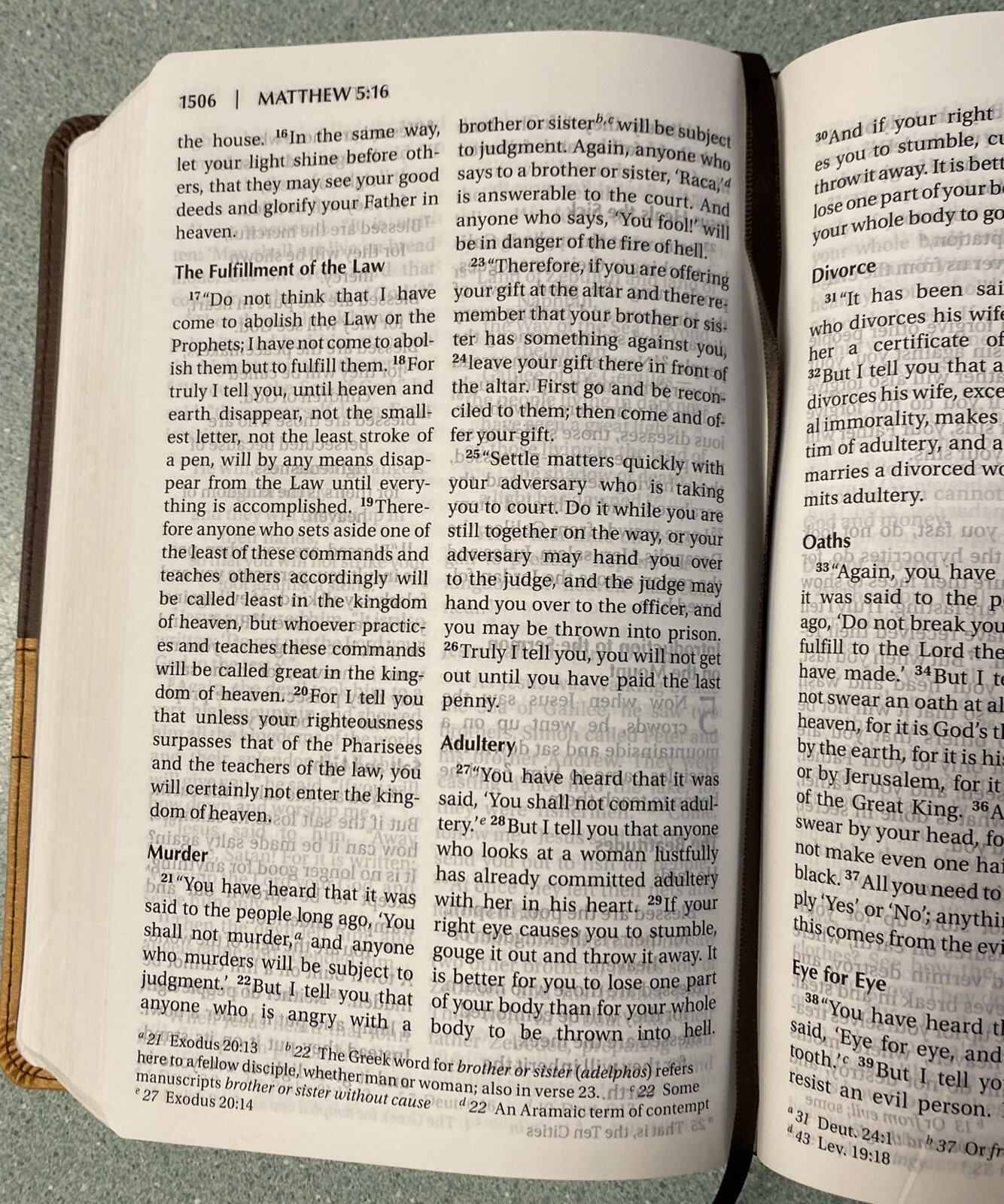 Holy Bible NIV Zondervan Italian Duo Tone Leather 2011 Large Print
