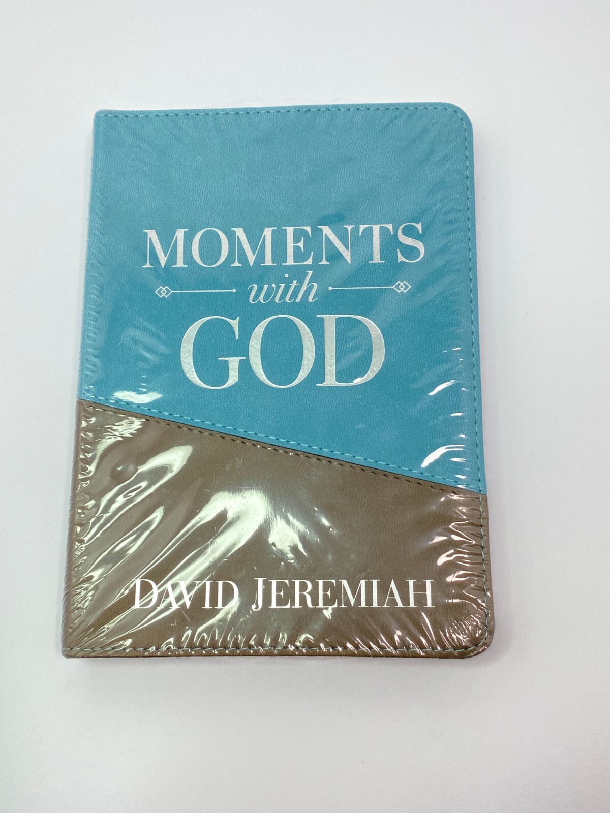 MOMENTS With GOD David Jeremiah Daily Devotional New Original Christian Book
