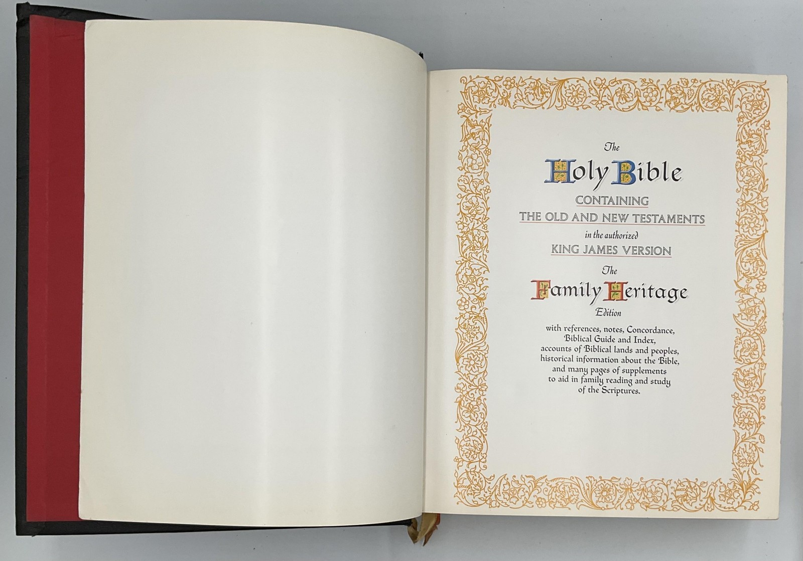 Holy Bible Family Heritage Edition King James Version Illustrated HC Black