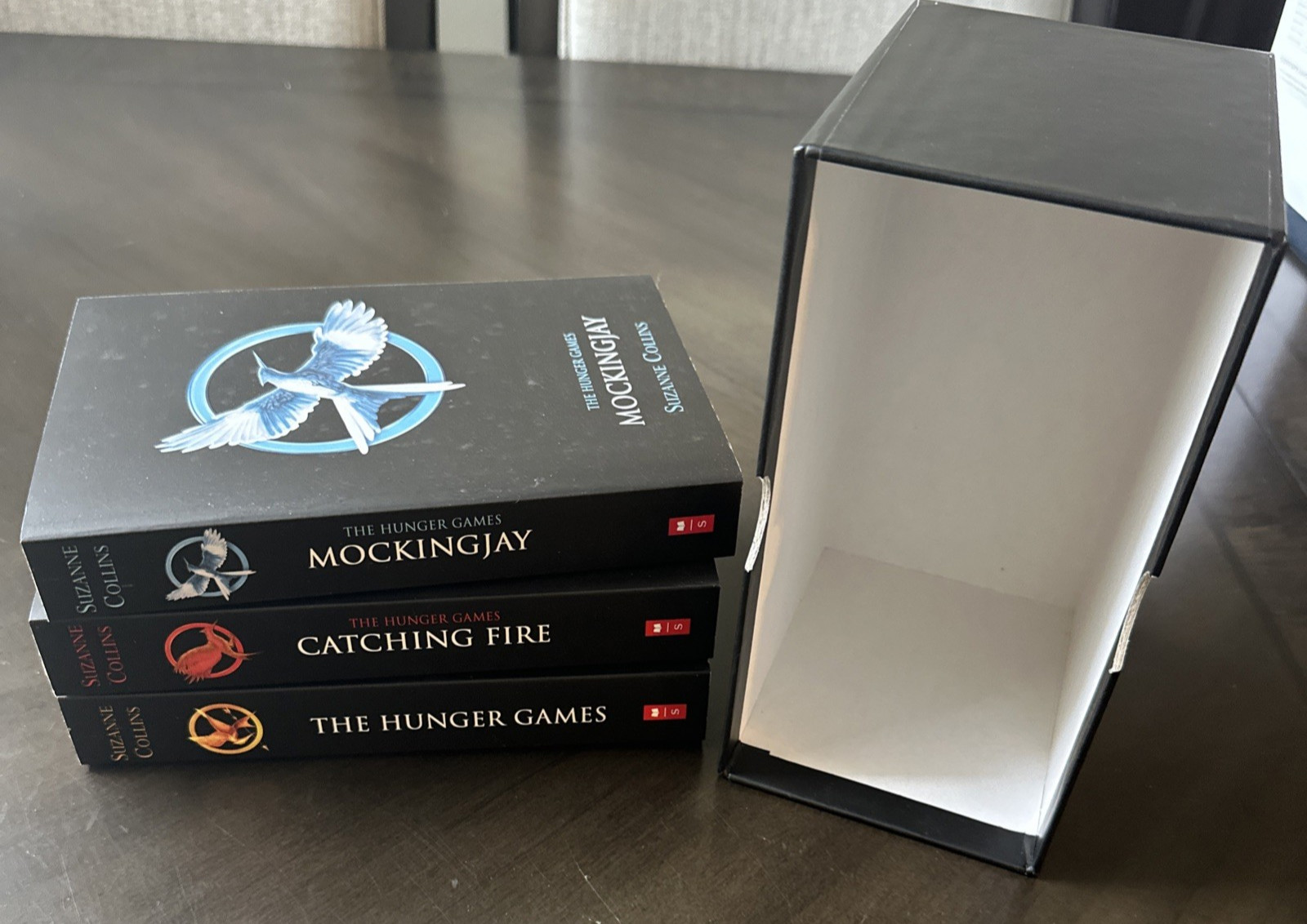 The Hunger Games : Trilogy 3 Boxed Set – Catching Fire – Mockingjay by Collins