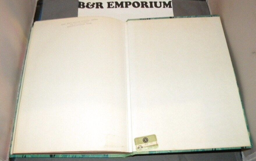 The Weavers’ Song Book – (1960 Harper & Brothers) – Hardcover, 177 pages