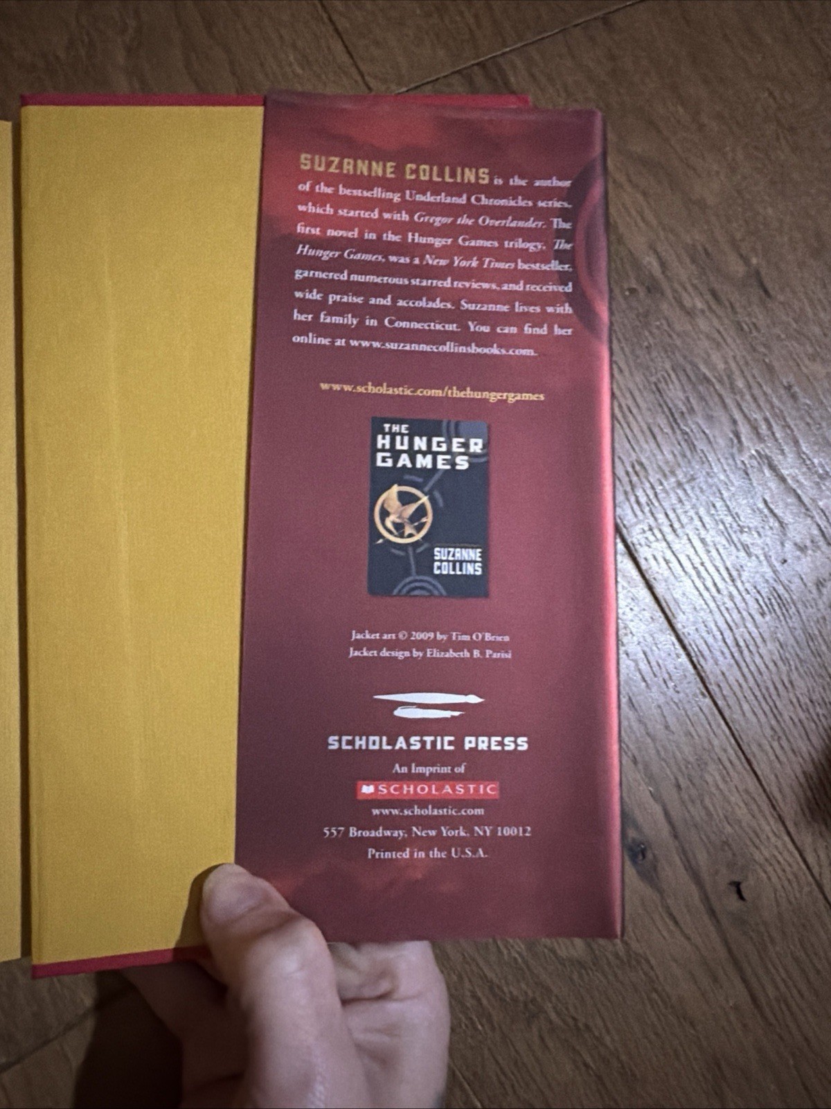 Catching Fire: Deluxe Edition (The Hunger Games, Book Two) by Suzanne Collins