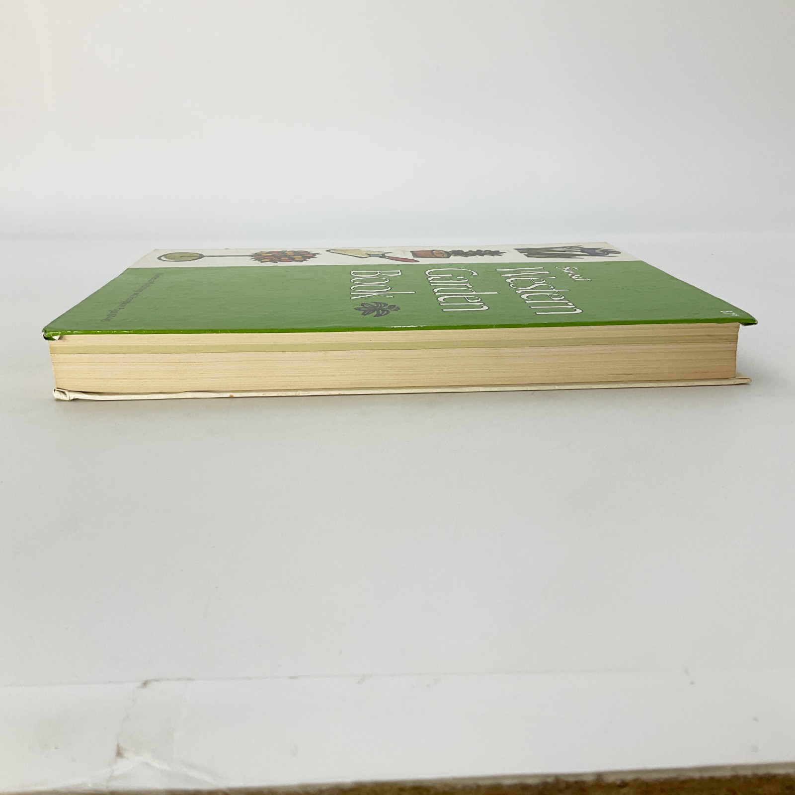 Western Garden Book Sunset Magazine Gardening Hardcover Book 1975