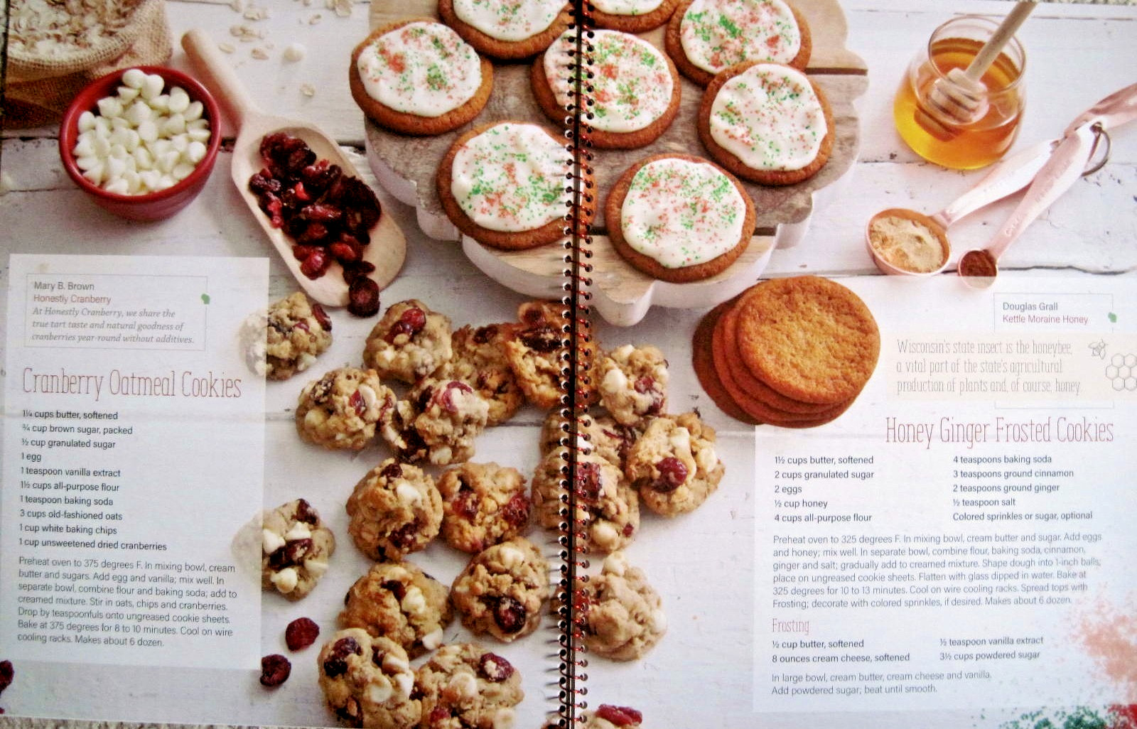 2017 WE ENERGIES CHRISTMAS COOKIE BOOK – Wisconsin Electric Co.