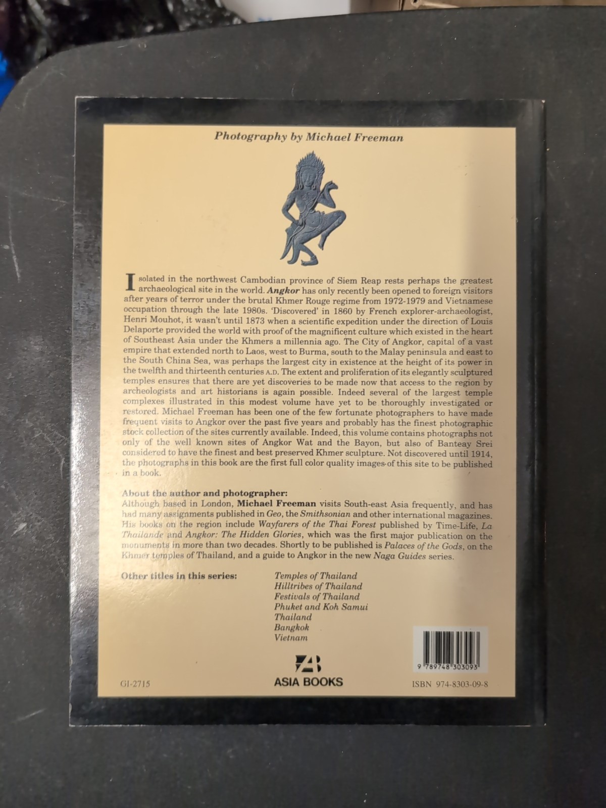 A Golden Souvenir of ANGKOR By Michael Freeman TPB 1992 Printing Booklet Book