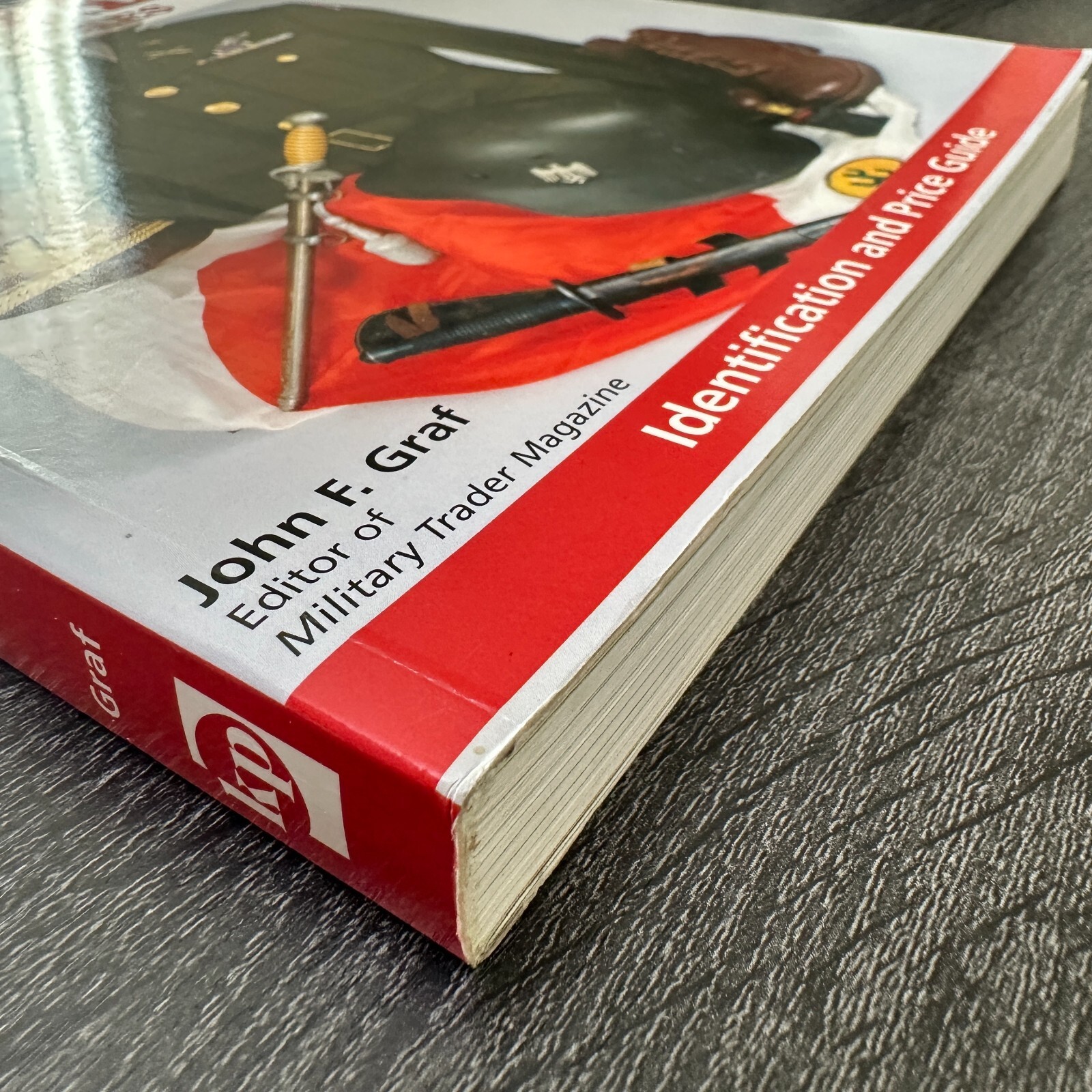 Warman’s WWII Collectibles Identification Price Guide John F Graf