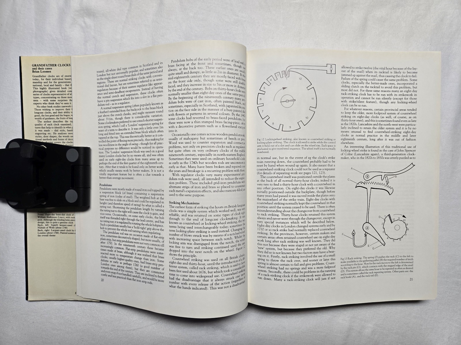 Grandfather Clocks and their cases by Brian Loomes (1985) Hardcover