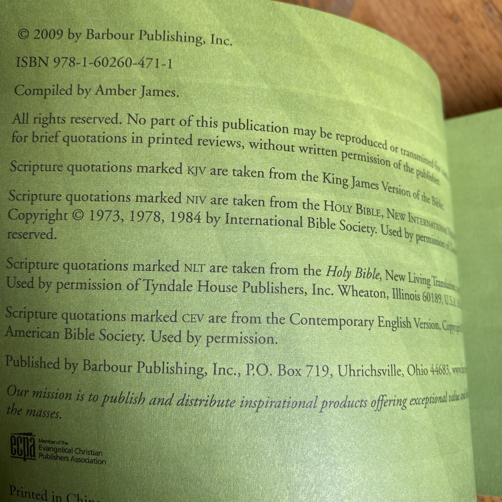 Little Whispers of Inspiration for Friends: by Barbour Publishing Staff (PB)