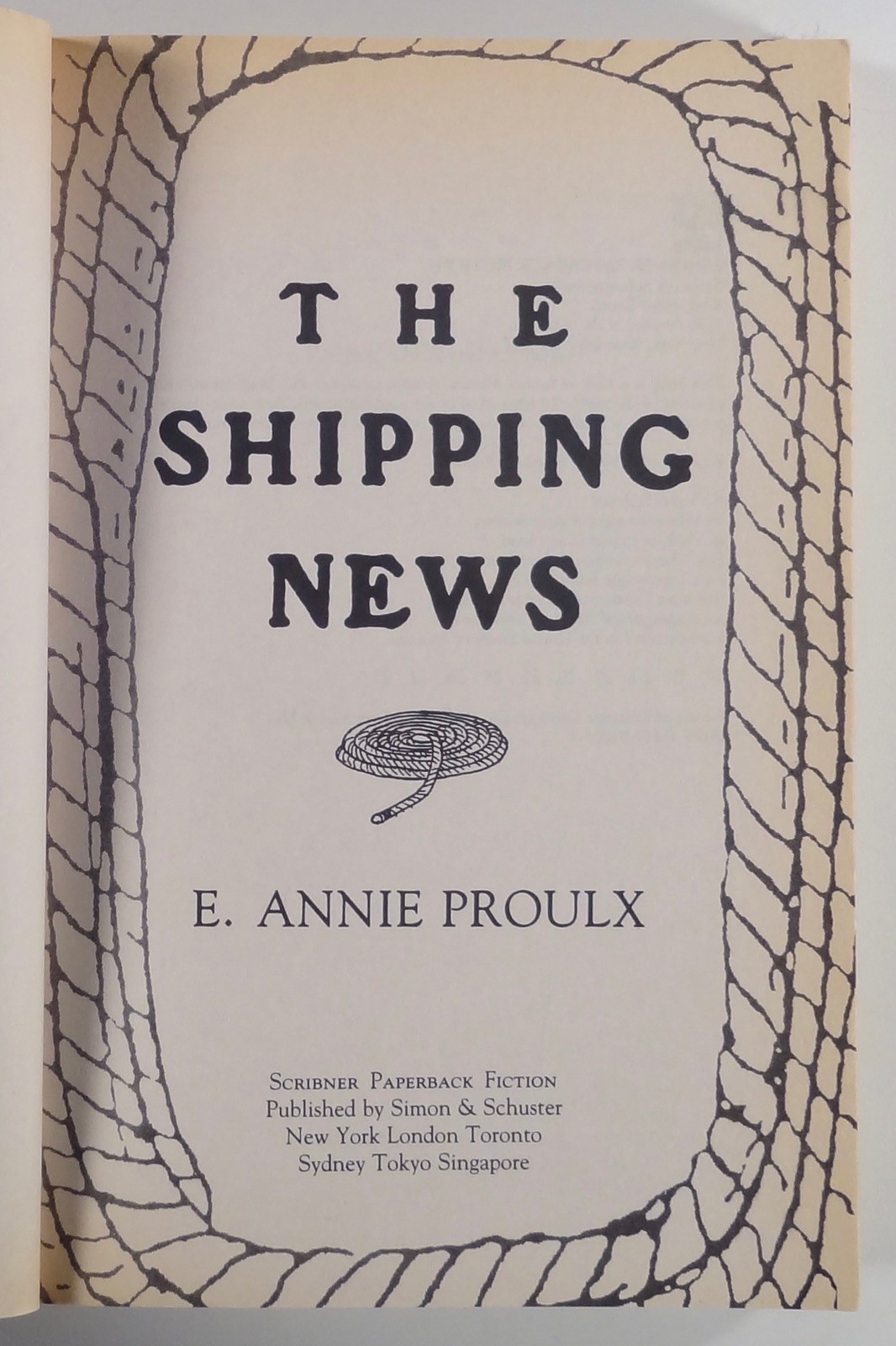 1994 Annie Proulx THE SHIPPING NEWS Pulitzer Price winning novel
