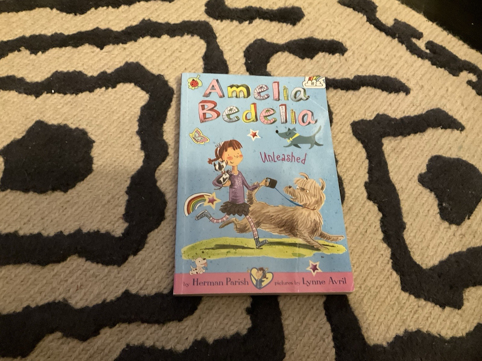 Amelia Bedelia Unleashed by Herman Parish Paperback Illustrated Chapter Book