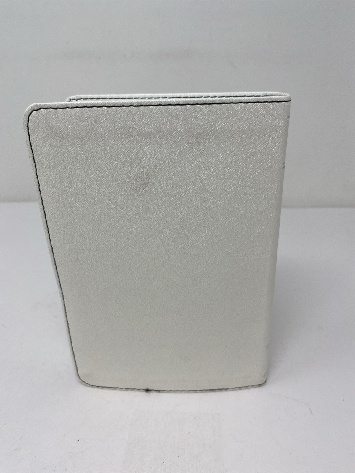 KJV Bible Compact Faux Leather White by Christian Art Gifts VG FREE SHIPPING!
