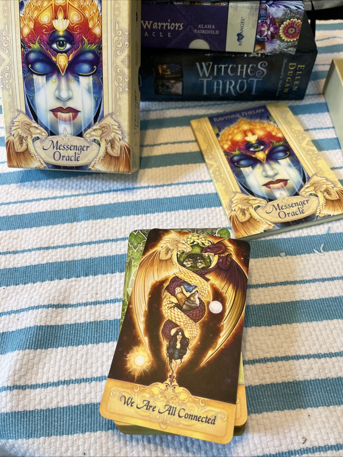 Messenger Oracle : New Edition by Ravynne Phelan (2021, Cards,Flash Cards)