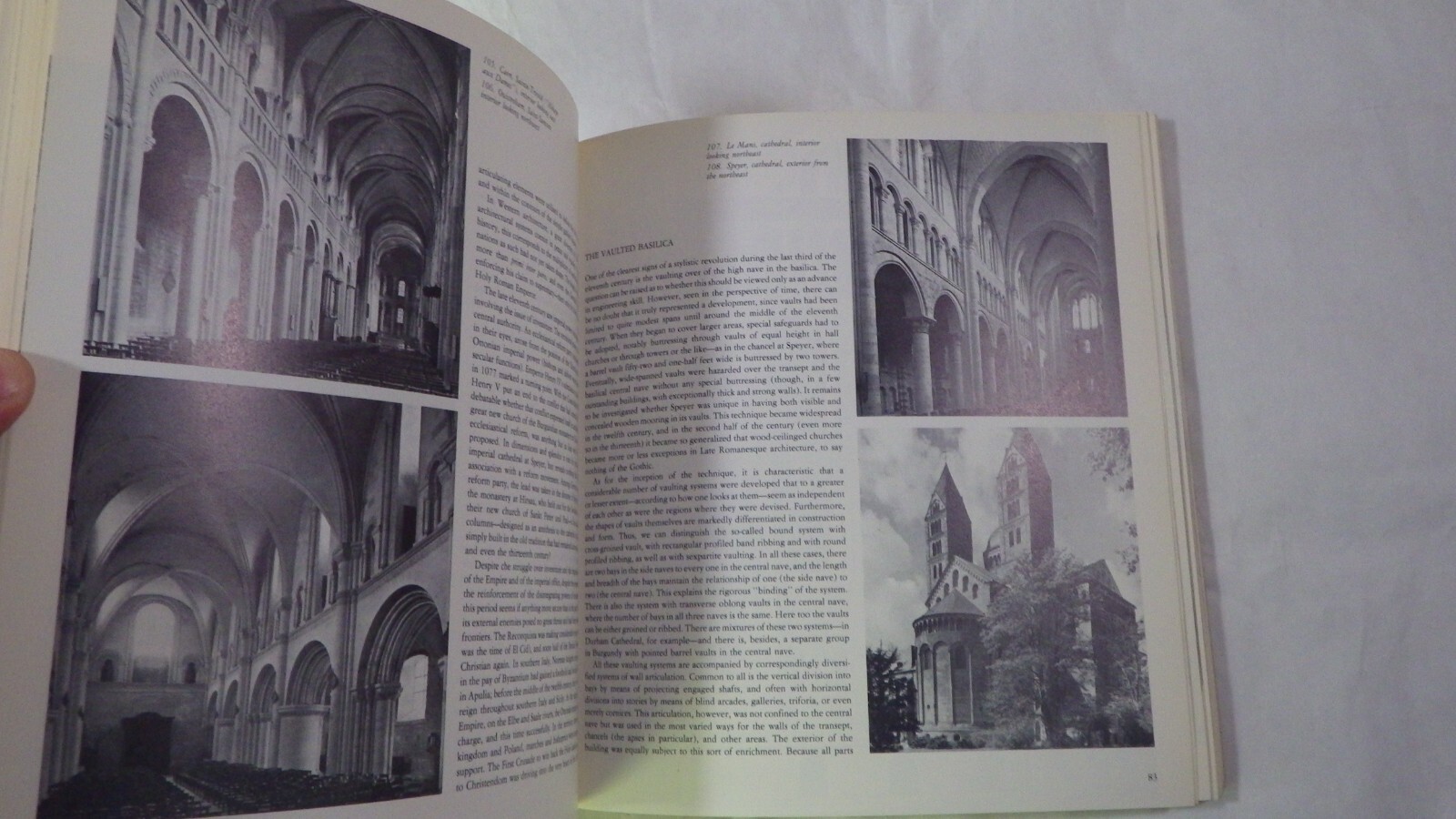 ROMANESQUE ARCHITECTURE (HISTORY OF WORLD ARCHITECTURE) By Erich Kubach