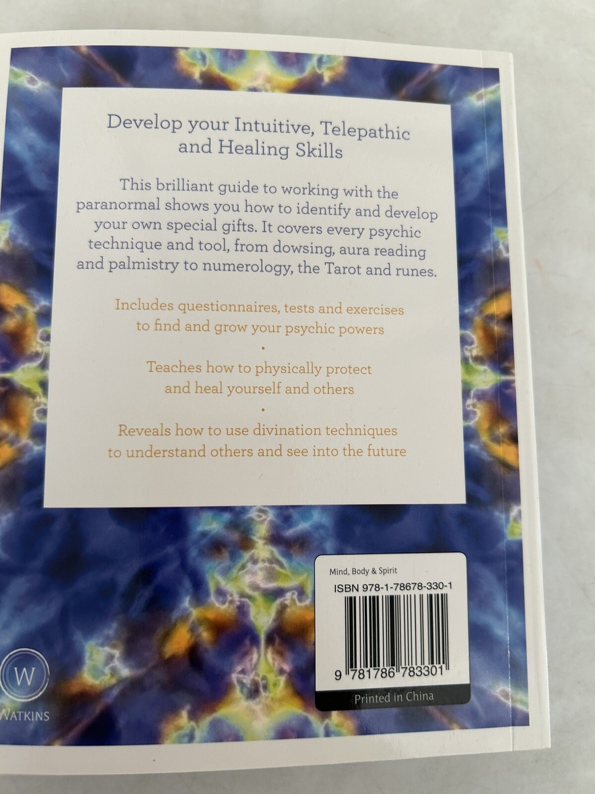Essential Guide to Psychic Powers, Sarah Bartlett