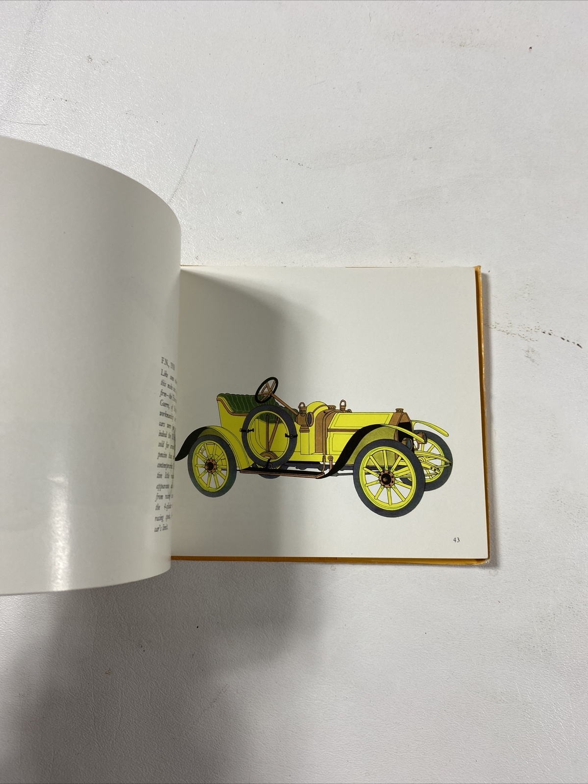 The Book Of Automobiles – Tre Tryckare (Dust Jacket, Hardcover, 1968)