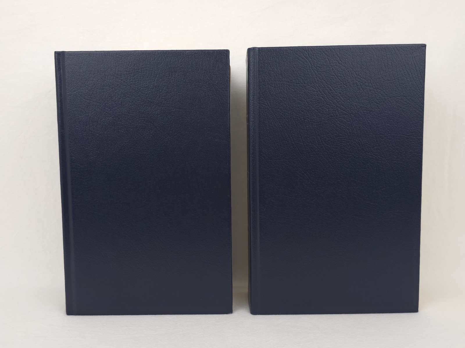 Oxford 4-Volume Reference Desk Set – Dictionary Thesaurus Quotations Usage