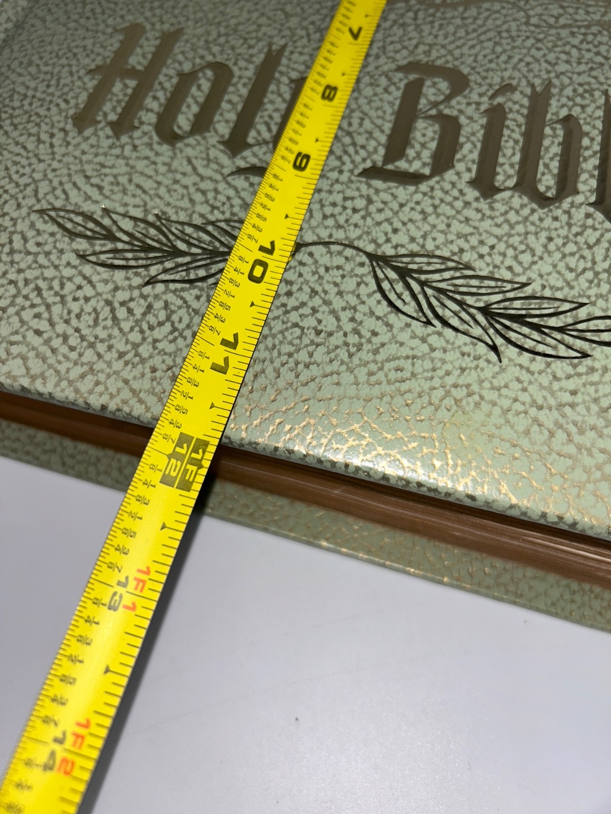 Catholic Holy Bible Heirloom Edition, Green Leather 12″X9″ Gold Edge KJV 1971
