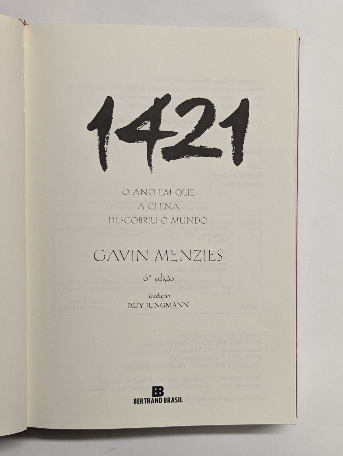 1421: The Year China Discovered America (2009) By Gavin Menzies – Portugese book