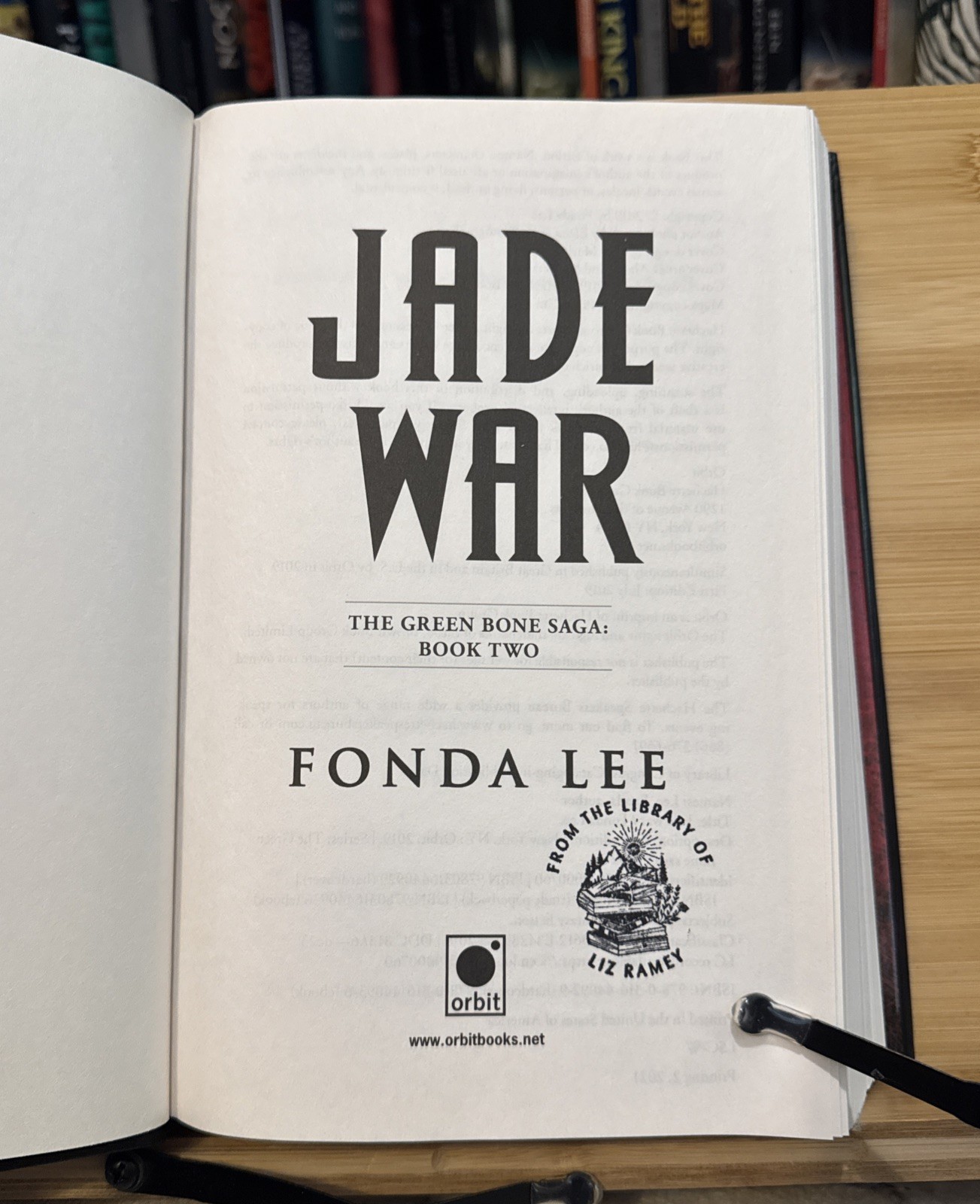 Jade War – Fonda Lee (2019, Hardcover) First Edition/2nd Print, HCDJ, City #2