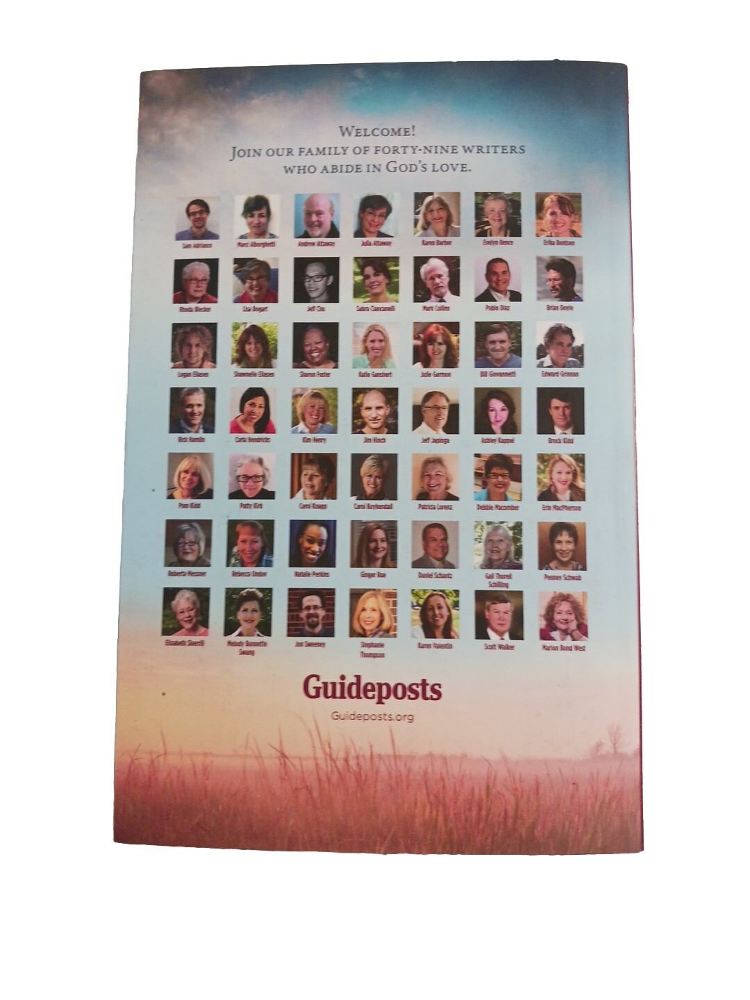 Daily Guideposts 2016 A Spirit Lifting Devotional Paper Back LARGE PRINT