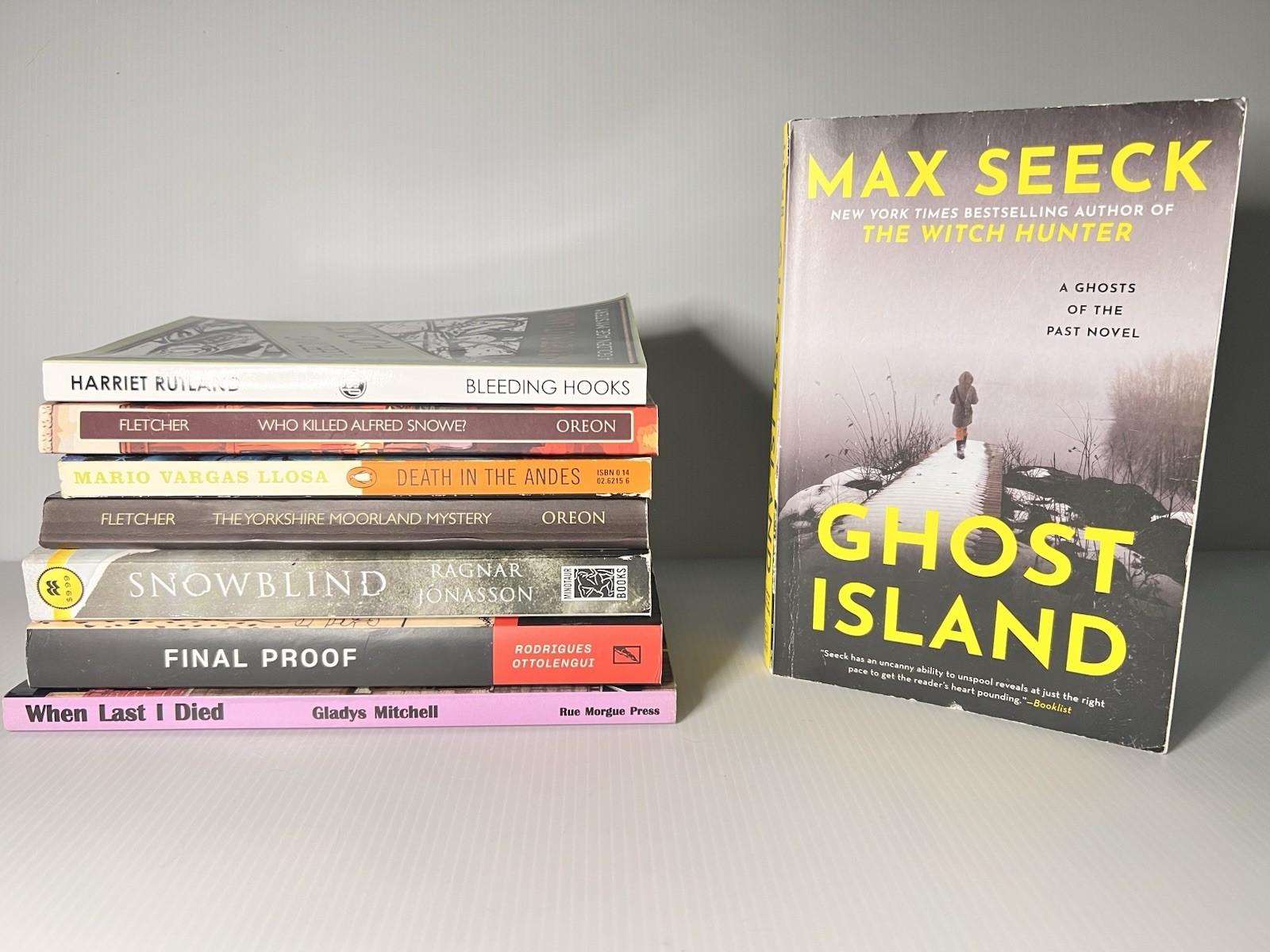 Lot Of 8 Mixed Authors Crime / Mystery / Thriller Paperback Books